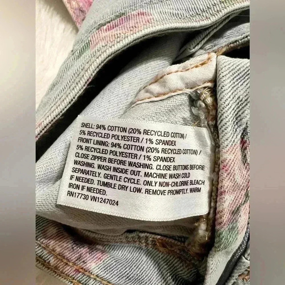 Wild Fable- Women’s Cropped Denim Vest- Floral, 90’s, - Picture 8 of 9